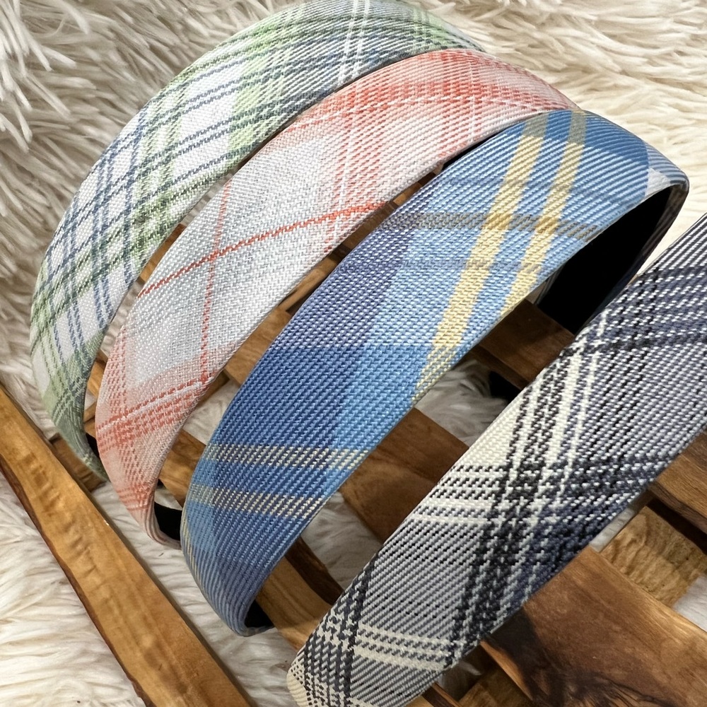 Plaid headbands blue 1inch. Set of four ( the ones you see in picture)